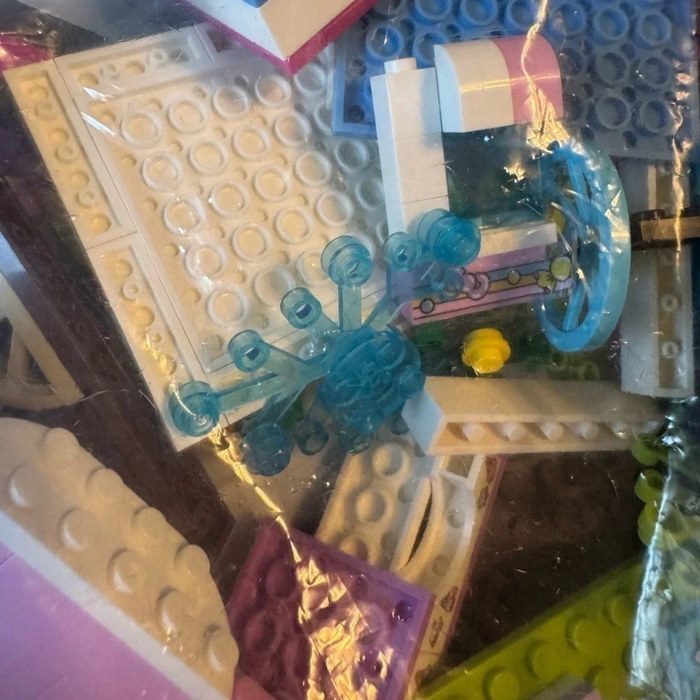 Hello Kitty Mixed Lot Of Legos 1.8 Pound